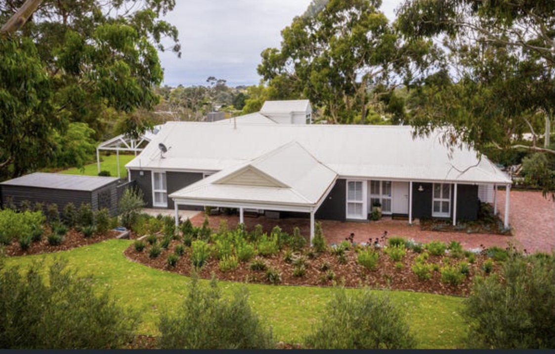 Mount Eliza house design